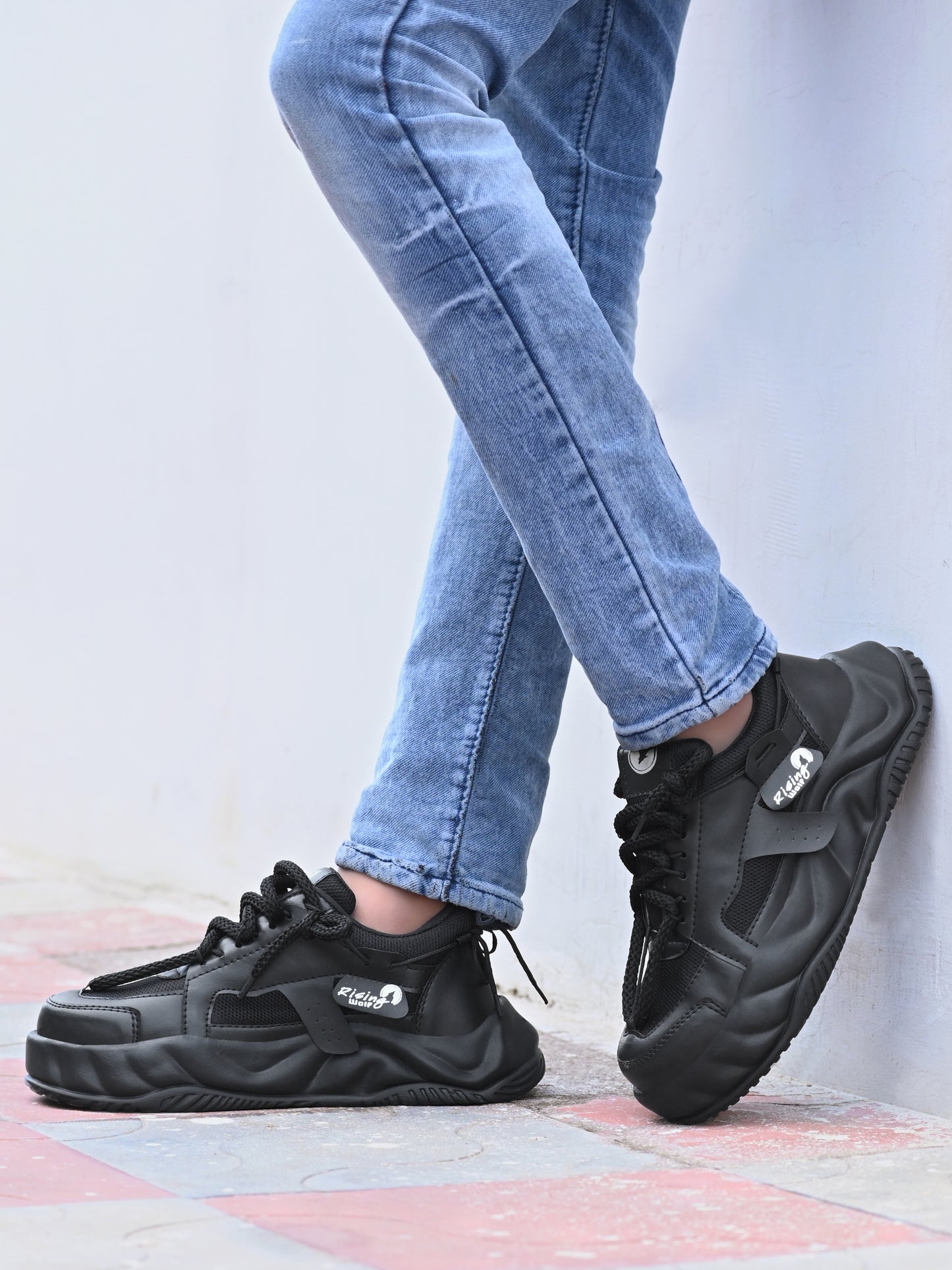 JonSN IronStride Sport Black Shoes
